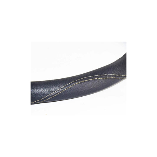Husa volan din imitatie piele, marimea M, culoare neagra, cusatura gri deschis