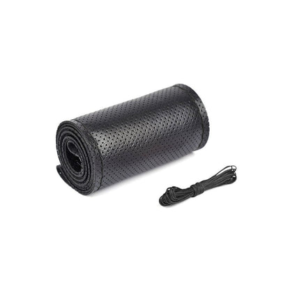 Husa volan cu ac si ata din piele cu gaurele, marimea M, culoare neagra, premium