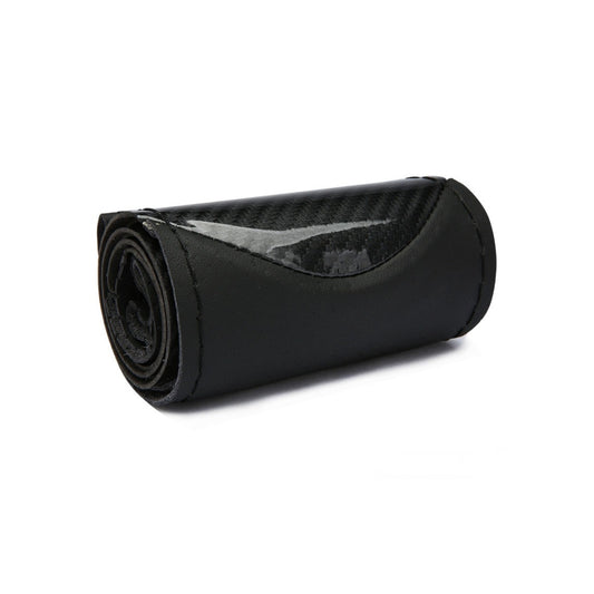 Husa volan cu ac si ata  imitatie piele si carbon , marime M, culoare Negru